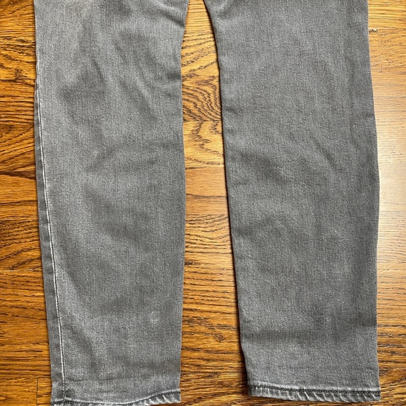 Gap 1969 Women’s Gray Distressed True Skinny Denim Jeans Size 32 Regular - Picture 9 of 10